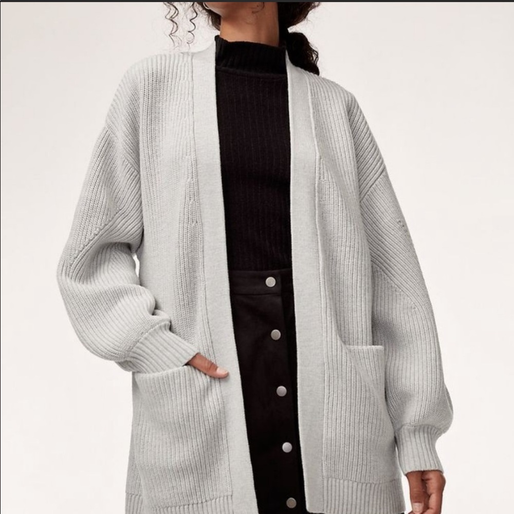 Aritzia Wilfred Free Unwind Cardigan